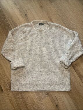 Volcom Women’s XS/S Heather Grey Crewneck Sweater Cozy